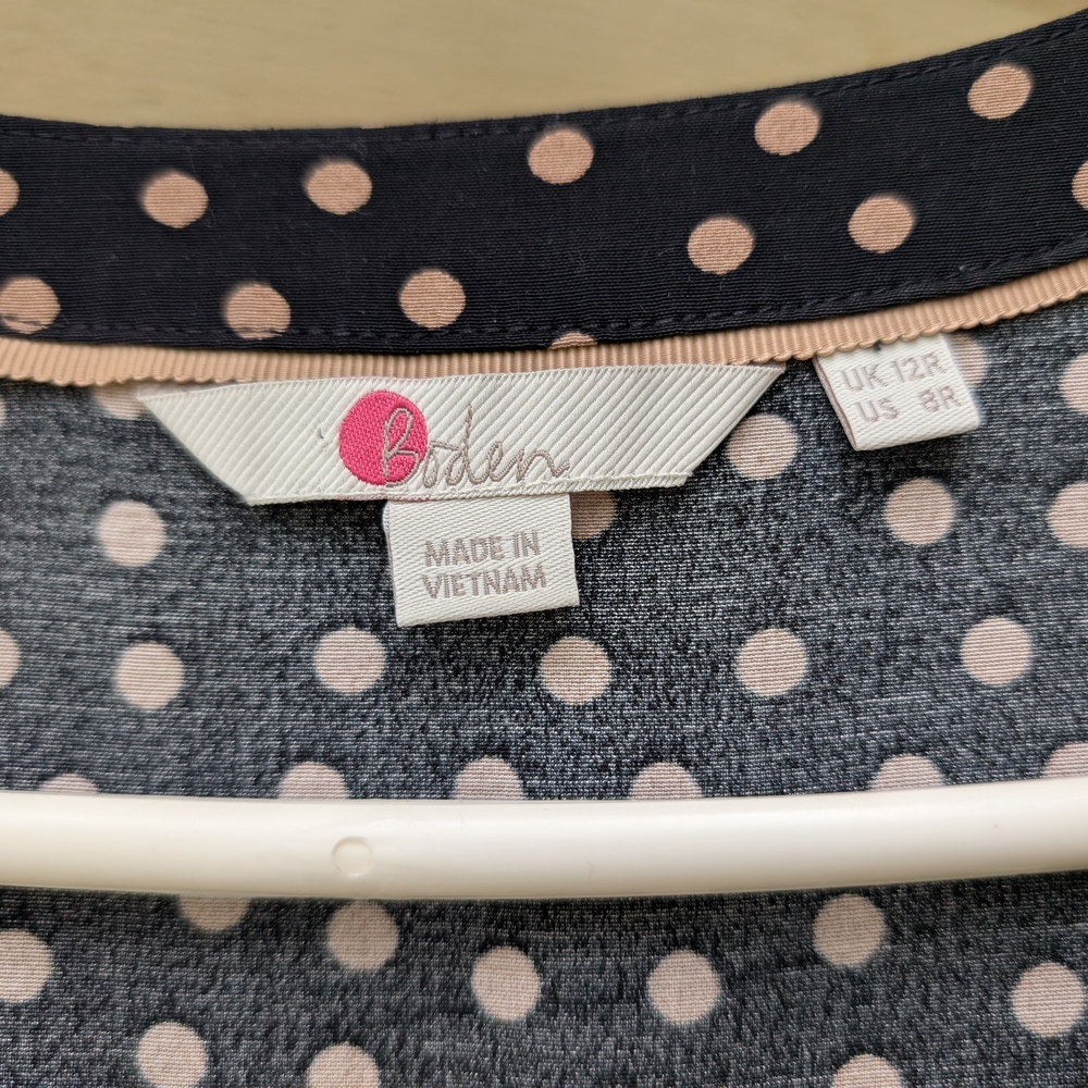 Boden Black/Tan Dress with Cuffed Long Sleeves and V-Neck